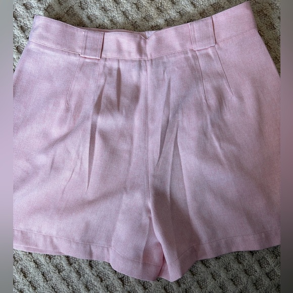 Tuckernuck Diana Shorts medium - Picture 6 of 7